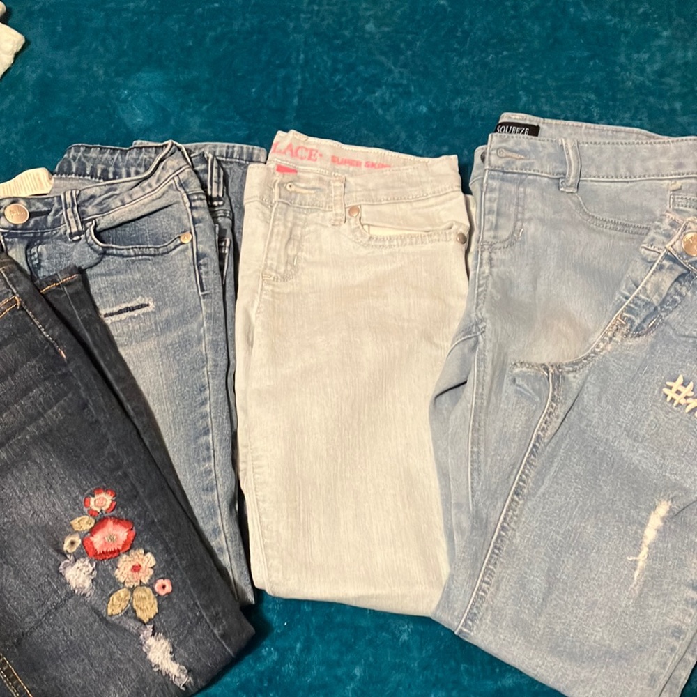 Bundle of kids jeans size 8